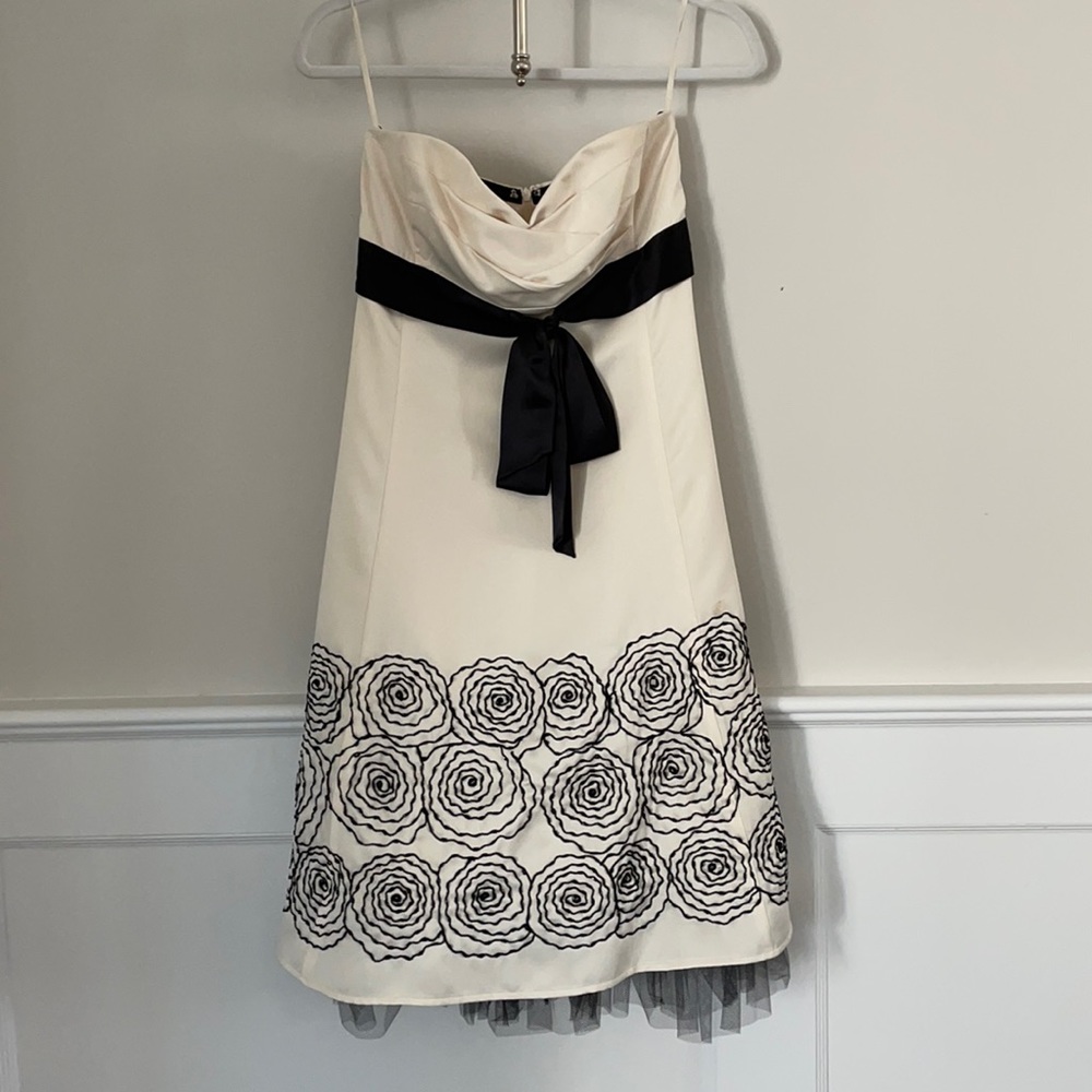 Tahari strapless dress